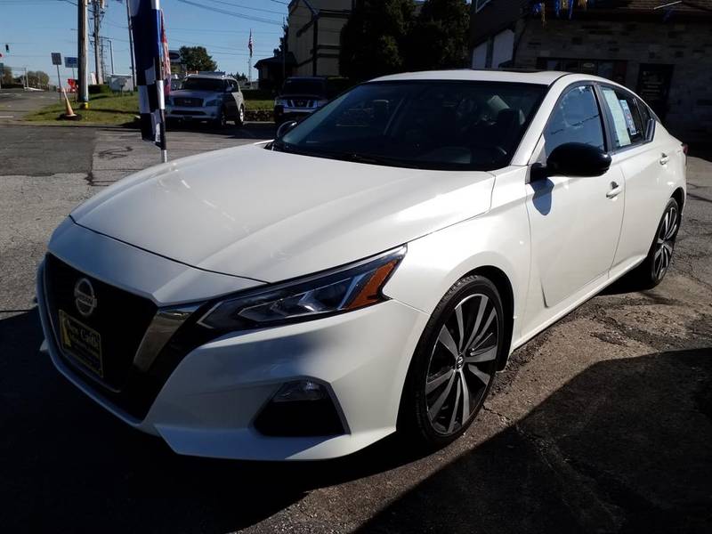 1N4BL4CW7KN304977-1s