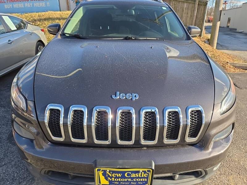 1C4PJLCS8HW619478-2s