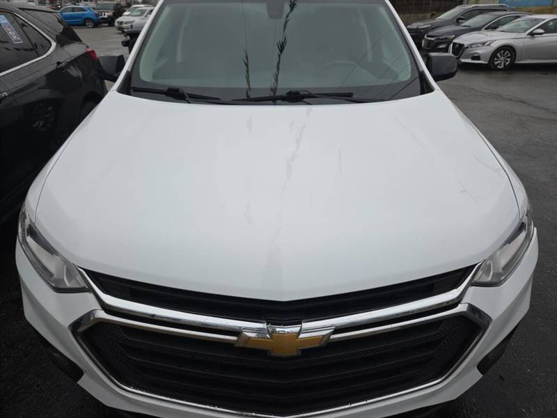 1GNEVFKW5JJ217803-2s