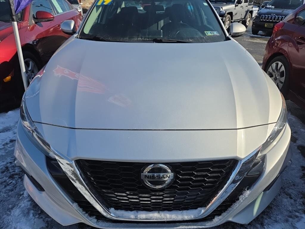 1N4BL4BV4KC228784-3s