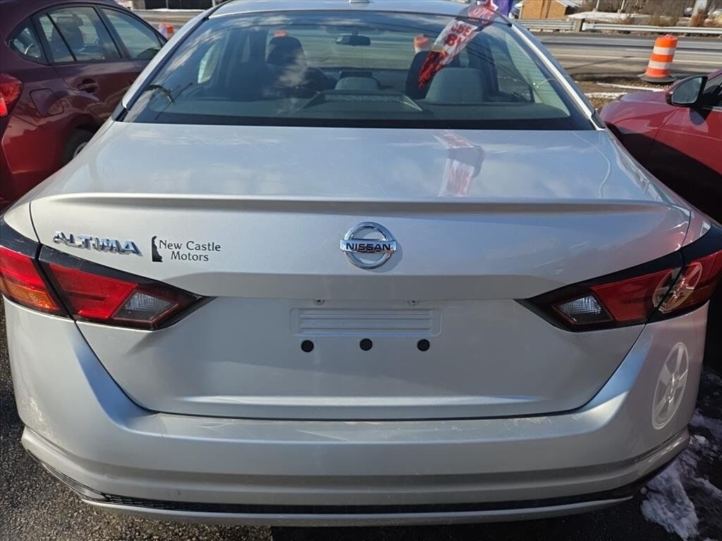 1N4BL4BV4KC228784-4s