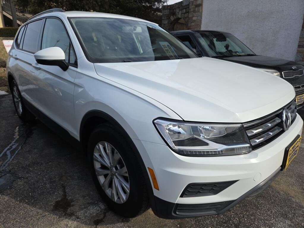 3VV0B7AX7JM132459-3s