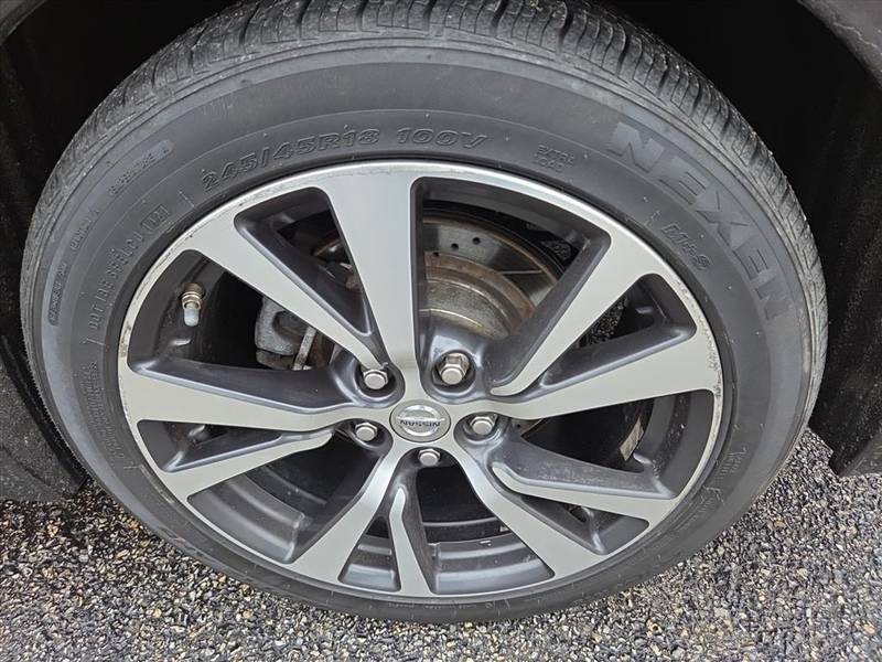 1N4AA6AP7GC390996-5s