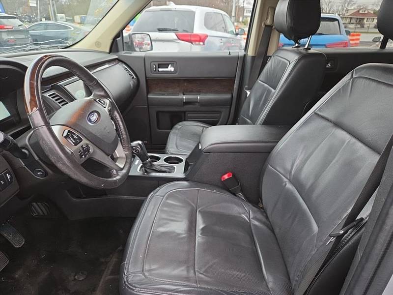 2FMGK5D82JBA01135-5s